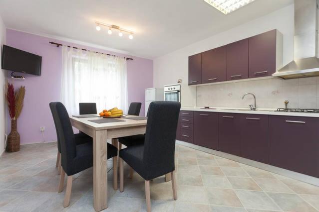 Apartment Helena Пула Екстер'єр фото